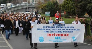 saglik-emekcilerinden-esitlik-ve-adalet-grevi5fa643d068afe26f35df