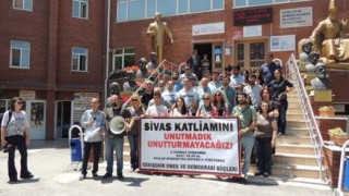 katliam_atesi_yurekleri_yakmayi_surduruyor_h12599